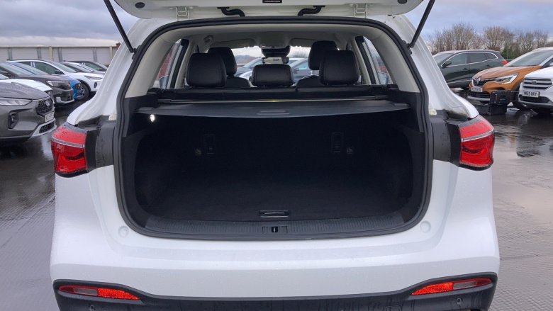 MG Hs 1.5 T-GDI Excite 5dr DCT Petrol Hatchback